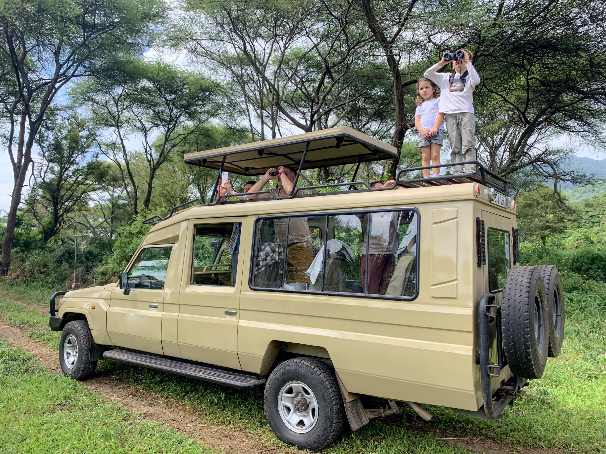 4x4 Safari Vehicle
