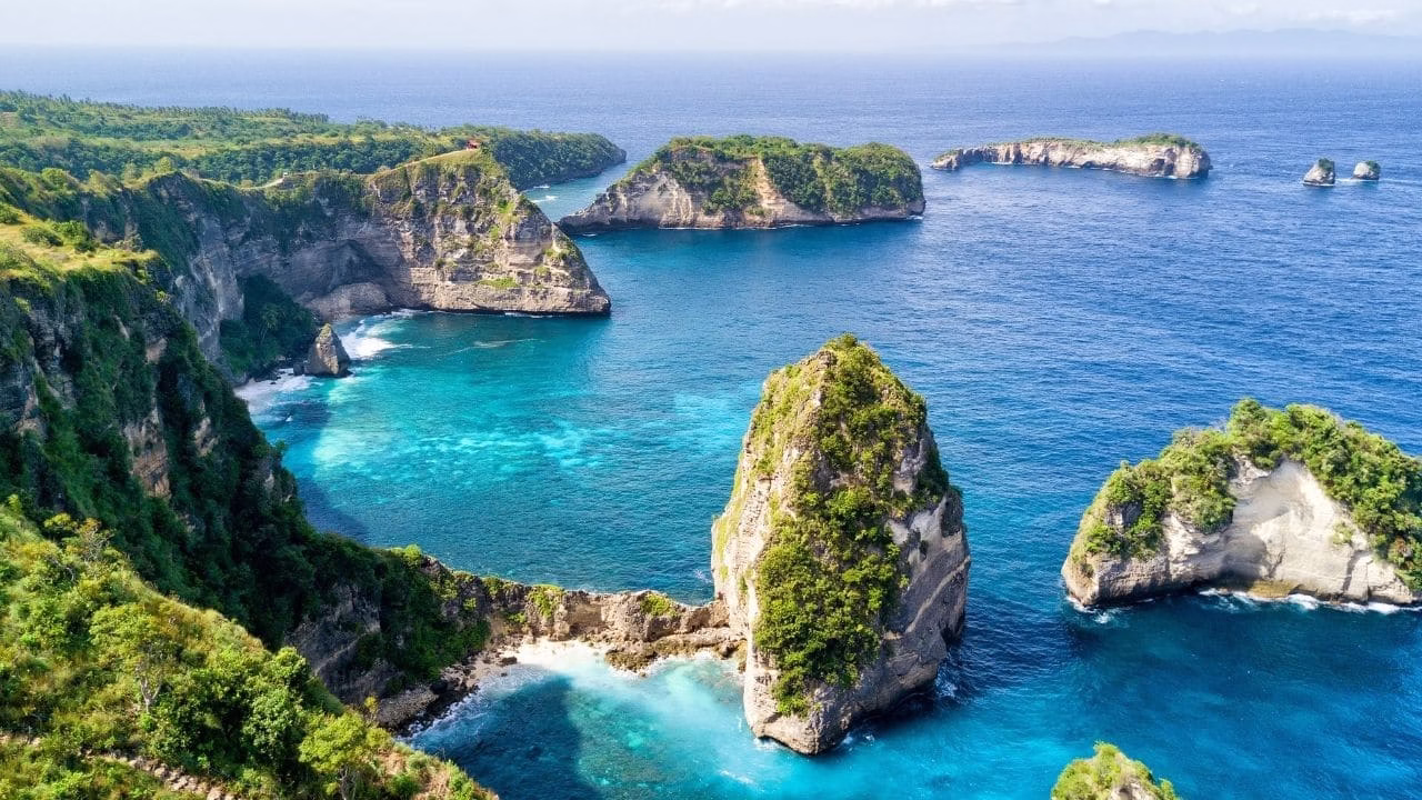 Cheapest time to visit every country
