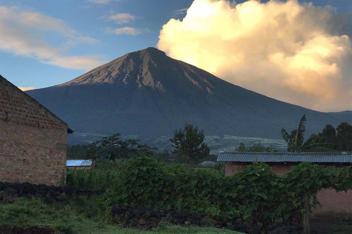 Mount Muhabura hike