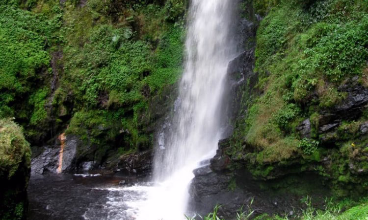 Kamiranzovu waterfall hike